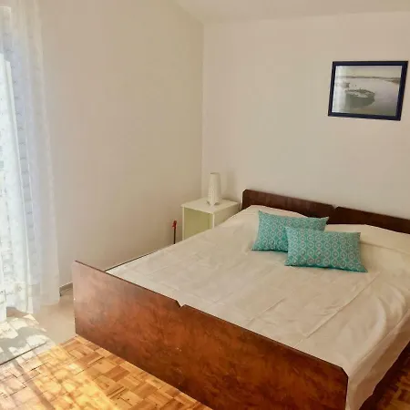 Apartmani Bosiljka Nin Exteriör bild